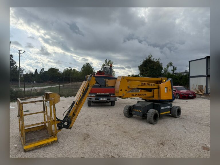 Antalya’da manlift ve eklemli platform kiralama saha çalışması – Kaan Platform