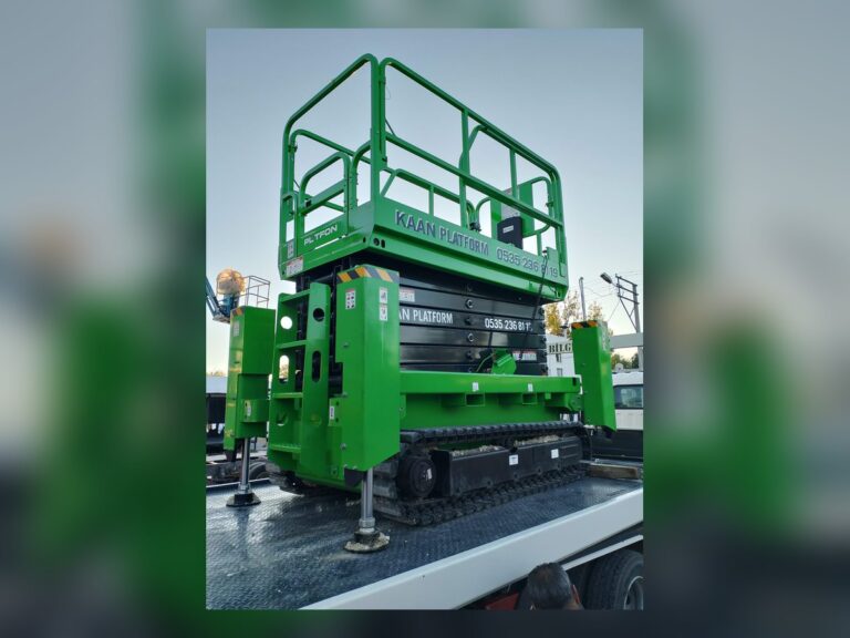 Antalya’da manlift ve eklemli platform kiralama saha çalışması – Kaan Platform